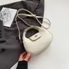 Bolso de Mano de Cuero Suave Estilo Francés para Mujer, Verano 2026, Sencillo y de Moda, Patrón de Lichi, Tacto de Alta Gama, Bolso de Hombro Cruzado Único