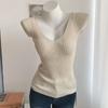 Top sencillo de manga corta con cuello en V y corte ajustado estilo francés para ir al trabajo 2025 Verano Nuevo Chic Versátil Top de Moda