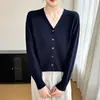 Cardigan de Tricô Gola V Fio 100% Algodão Novo Outono/Inverno 2026 Manga Longa Feminino Cor Sólida Solto Versátil Peça de Sobrepor Feminino