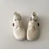 Zapatos Birkenstock retro de moda con suela gruesa para mujer, nuevo estilo de verano 2026, zapatos pequeños de cuero versátiles de suela blanda que aumentan la altura para personas bajitas