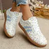 Chegadas da Primavera de 2026 Sapatos Casuais Planos com Cadarço Bico Redondo Tamanho Grande Versátil Leve Confortável Sapatilhas da Moda com Flores Pequenas