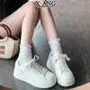 Zapatos de Cuero Genuino con Puntera de Concha para Mujer Estilo Nuevo Otoño 2026 Suela Gruesa Zapatos Blancos Versátiles Casuales Deportivos para Mujer