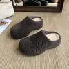 Zapatillas de algodón de nuevo estilo, diseño de media zapatilla, forro de lana de cordero, zapatos mullidos estilo coreano, 2026, cálidos, con punta cerrada, fáciles de poner, para otoño e invierno