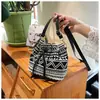 Estilo Étnico Tela de Nylon 2024 Nuevo Estilo de Moda Cordón Casual Popular Bolso Cubo Cruzado de un Solo Hombro para Mujer