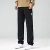 Pantalones casuales de Lyocell Tencel para hombre de primavera y verano, nuevo estilo 2026, pierna recta holgada, pantalones largos deportivos para hombres de mediana edad