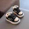 Novos Sapatos de Algodão para Meninas Inverno 2023 Forrados com Lã e Espessados Antiderrapantes Sapatos para Crianças Botas de Neve para Meninos Sapatos de Algodão para Crianças