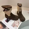 Botas femininas de couro legítimo de cano curto com salto oculto, coleção outono/inverno 2026, botas de cowboy marrom retrô, botas robustas, estilo deserto, e botas de cavaleiro