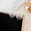 Pendientes de Goteo de Aceite con Estampado de Leopardo Geométrico Retro Aguja de Plata Pendientes de Personalidad de Lujo Ligero de Nicho Pendientes de Moda Elegantes de Gama Alta para Mujer