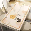 Tapete de Mesa de Jantar Levemente Luxuoso e de Alta Qualidade, Impermeável, à Prova de Óleo, Resistente ao Calor, Toalha de Mesa Lavável, Protetor de Superfície de Mesa de Centro de Vidro Macio de PVC