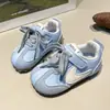 Tênis Esportivo Respirável de Malha Infantil Estilo Outono 2025 Tênis de Treino Alemão para Meninas Malha Respirável Tênis Casuais para Bebês Meninos