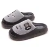 Nuevas Zapatillas de Algodón con Oso de Dibujos Animados para Mujer Invierno Engrosadas Felpa Suela Gruesa Antideslizantes para el Hogar Interior Cálidas Zapatillas de Pareja