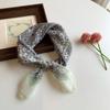 Primavera y Otoño Nuevo Lazo para el Cabello Pañuelo de Seda Cinturón para el Cabello Moda Nicho Retro Americana Flor de Anacardo Pequeño Cuadrado Accesorios para el Cabello Verano para Mujer