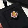 Anel de Prata Esterlina S925 com Diamante Amarelo Oval para Mulheres, Sensação de Luxo Leve e de Alto Padrão, Empilhável com Coríndon Vermelho Incrustado com Diamantes, Anel Bicolor para Dedo Indicador