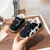 Zapatos de Algodón Cálido de Terciopelo de Moda para Niñas 2025 Otoño e Invierno Nuevos Zapatos Deportivos para Niños Zapatos de Terciopelo para Niños Pequeños con Suela Suave para Bebé