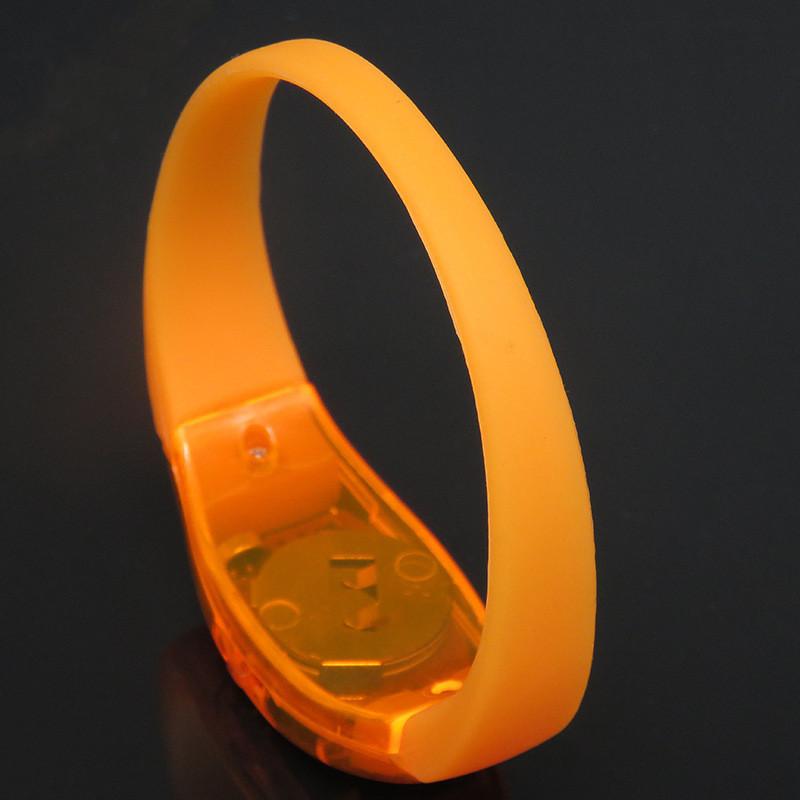 led声控手环 硅胶发光手环 震动感应按键ABS闪光手镯活动道具批发