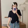 Camiseta de Manga Corta con Escote en V Irregular y Abertura para Mujer, Diseño de Nicho de Verano, Ajuste Regular en los Hombros, Top que Cubre el Vientre, Camiseta Básica