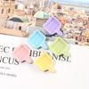 Bonita mini sartén de dibujos animados, crema con pegamento epoxi, funda para teléfono, accesorios para el cabello, accesorios de ropa, material