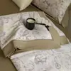 Colcha de Verano Suave y Lisa Estilo Americano Moderno de Lyocell Tencel Lenzing, Lavable a Máquina, Adecuada para Dormir Desnudo, Colcha con Efecto Frío para Aire Acondicionado, Juego de Cuatro Piezas