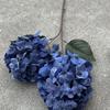 Viento de océano azul flores de simulación para boda al por mayor azul oscuro azul zafiro azul bruma blanco boda camino guía techo flores falsas