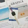 Adecuado para Apple Lindo Gato KT Patrón de Lichi Color Sólido Correa de Cuero apple watchs10/9/8/SE/76