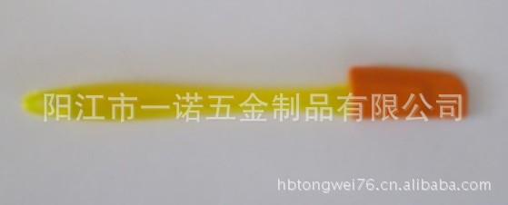 HT-114