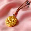 Colgante Pixiu Nuevo Estilo Chapado en Oro con un Diseño que Atrae la Buena Suerte, Estilo Lujo Ligero, Joyería de Collar Tejido para el Año de Nacimiento