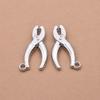 Suministro Directo de Fábrica Accesorios para Joyería de Aleación K Blanco 2.2G Alicates Herramienta Colgante Joyería Retro Venta al por Mayor