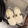 Sapatos felpudos de uso duplo para mulheres, estilo coreano, novos para outono e inverno de 2026, slip-on de pelúcia, estilo Birkenstock, sapatos de algodão