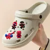 Charms de Zapato Clog Hombre Volador Rojo Accesorios DIY Decoraciones para Zapatos Charms de Zapato de Goma Suave PVC Hebillas para Cordones