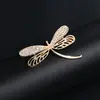 Europeu e Americano moda high-end diamante Libélula conjunto broche liga retro animal corpete roupas femininas pino de colocação