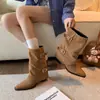 Botines de moda estilo británico de 7 cm, estilo chica hot, nuevo modelo otoño e invierno 2026, punta fina, tacón grueso, botas vaqueras casuales hasta la rodilla
