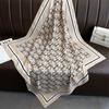Bufanda de seda estampada elegante para mujer, 90 cm, estilo coreano, ligera, de lujo, con letras, cuadrada, grande, protector solar, chal, pañuelo para la cabeza.