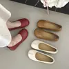 Zapatos de Tacón Bajo Estilo Mori Pata de Cerdo Zapatos Individuales para Mujer 2026 Primavera Verano Nuevos Franceses Punta Redonda Suela Plana Dama Zapatos Suaves de Frijol