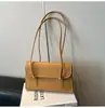 Bolsa de Design de Nicho Transfronteiriça para Mulheres 2025 Nova Tendência Moda Bolsa de Ombro Único Sob o Braço Grande Capacidade Bolsa de Mensageiro Bolsa de Trabalho