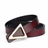 Cinto de Couro com Fivela de Placa Triangular Feminino Versátil Fino de Couro Bovino em Estoque Cinto Simples para Calça Feminino Cinto Feminino