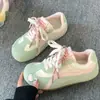 Zapatillas Blancas de Mujer Estilo Alemán con Suela Gruesa de Nicho, Modelo Popular Nuevo Otoño 2026, Zapatos Versátiles Campus Casual con Panel de Cuero