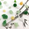 Nuevo broche de acacia de esmalte de color jade imitación chino, hoja de loto, mariposa mixta al por mayor, accesorios de joyería DIY al por mayor