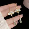 Explosões de Verão Nova Moda Chinesa Leque Dobrável Longo Brincos com Franjas Design de Nicho Acessórios de Orelha de Luxo Leve para Mulheres