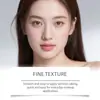 Base Líquida com Ajuste de Temperatura de Cor Natural para Tom de Pele Uniforme, Acabamento Suave, Longa Duração, Radiante, Delicada e Translúcida