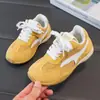 Tênis Infantil Agan 2026 Outono Inicial Novo Retro Casual Solado Macio Tênis de Treino Alemão para Meninos Tênis Esportivo Single Color Block para Meninas