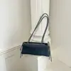 Bolsa de ombro da moda e tendência estilo coreano, novo modelo de verão 2026, bolsa baguette simples e elegante, bolsa de ombro casual descontraída