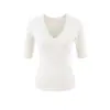 Camiseta blanca de cuello en V y manga media para mujer, estilo puramente seductor, nueva para verano, corte ajustado, top sexy y versátil con hombros rectos