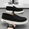 Nuevos Zapatos Casuales de Corte Bajo para Hombre Primavera y Otoño 2026 Zapatos de Tela Cómodos Estilo Old Beijing Suela Suave Transpirables Tenis Zapatos Individuales Transfronterizos