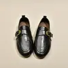Nueva colección otoño/invierno 2026: Mocasines slip-on estilo británico para mujer, planos, elegantes, con hebillas metálicas, zapatos de vestir de moda