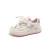 Zapatillas para niñas, nueva colección primavera/otoño 2026, suela blanda, zapatos atléticos ligeros, zapatos casuales, zapatos atléticos de moda para niños