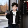 Chaqueta de primavera y otoño para niño 2026 nuevo estilo coreano para bebé con capucha sudadera de punto de estrella de cinco puntas chaqueta para niño