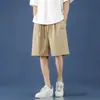 Shorts de cinco pontos masculinos de seda gelada para o verão, secagem rápida, respirável, caimento solto, moderno, versátil, 2026, shorts casuais