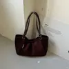 Bolso de mano de ante vintage exquisito de nicho, bolso tote de hombro de terciopelo de gran capacidad para mujer, moda de otoño, 2026