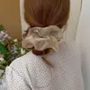 Scrunchie de tule perolado cor de champanhe estilo francês, leve e semitransparente, versátil para o trabalho e encontros, um acessório de cabelo versátil para mulheres
