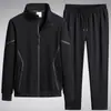 Traje Deportivo Casual para Hombre 2026, Conjunto de Tres Piezas para Primavera y Otoño, Ropa para Hombres de Mediana Edad y Padres Mayores, Atuendo de Primavera Tallas Grandes